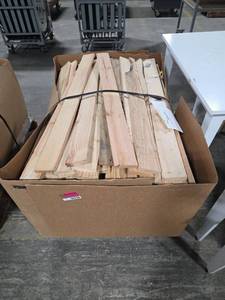 lot 6798 image: Assorted Wood Lumber Boards