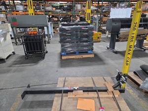 lot 6803 image: Troll Ball Bearing 250 LBS Max Cap - Model CBT