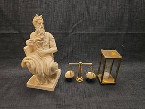 lot 1330 image: Legal Desk Accessory Set with Figurine, Scales and Hourglass
