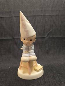 lot 1347 image: Precious Moments Figurine Bodys Perfect 1982