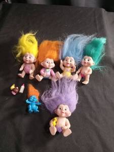 Troll Dolls Lot 5 Small Figures with Colorful Hair and Accessories