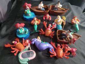 lot 6824 image: Disney The Little Mermaid Toy Figurine Lot 17 Pieces