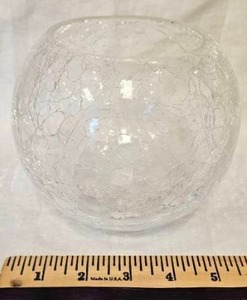 lot 104 image: Clear Crackle Glass Bowl&nbsp