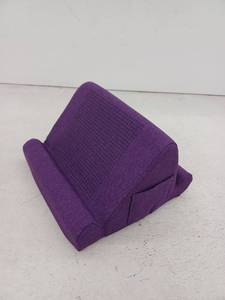 lot 16406 image: Duo Classic Dual-Angle Memory Foam Tablet Pillow