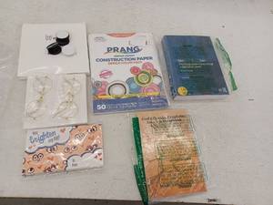 lot 16456 image: Miscellaneous Lot Of Items