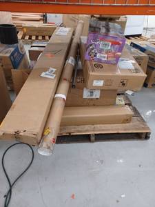 lot 16523 image: Miscellaneous Pallet Of Items