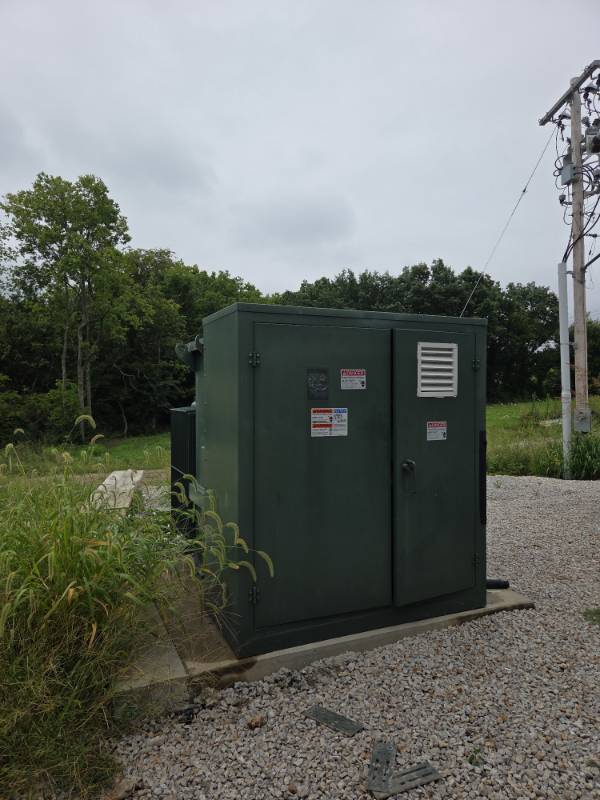 lot 2015 image: Meta Power Solutions 2550 kVA Pad Mounted Transformer