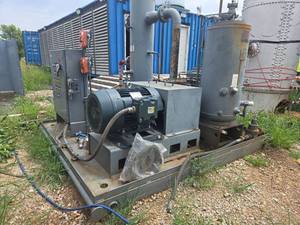 lot 109 image: Toshiba LeROI Rotary Screw Gas Compressor Unit - Model 0502SDSR41B-P