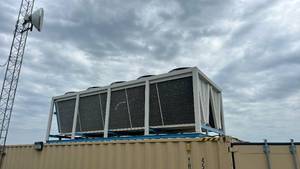 lot 120 image: Air-Cooled Condenser Unit Multi-Fan Coil Array