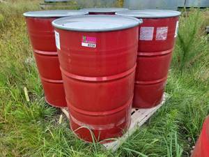 lot 124 image: Used Metal Drums- Lot of 4