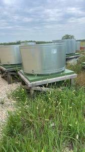 lot 136 image: Roof Mounted Industrial Exhaust Fan