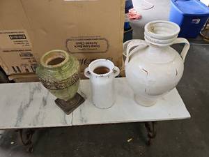 lot 62616 image: Antique Style Decorative Vases - Set of 3