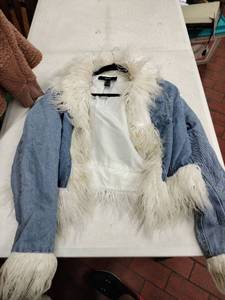 lot 63440 image: Forever 21 denim jacket with Faux Fur Trim