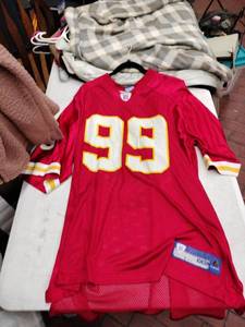 lot 63457 image: Kansas City Chiefs jersey - XXL