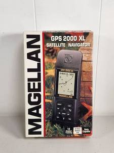 lot 148 image: Magellan GPS 2000 XL Satellite Navigator 12 Channel