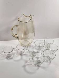 lot 165 image: Glass Pitcher and Cup Set 8 Piece with Decorative Handles