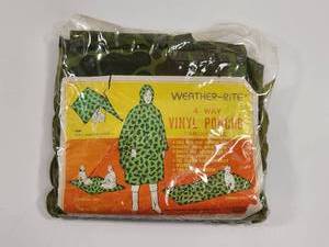 lot 215 image: Weather-Rite 4 Way Vinyl Poncho Camouflage Vintage