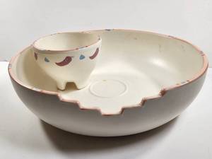 lot 223 image: Treasure Craft Taos Southwest Ceramic Chip And Dip Set
