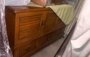 STORAGE UNIT LIQUIDATION – FURNITURE, ANTIQUES, GRANDFATHER CLOCK, GUITAR & MORE – ENTIRE UNIT SELLS TO THE HIGHEST BIDDER!- Retail: $3,500