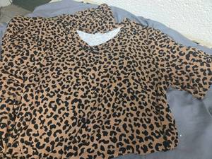 lot 533 image: XXL Cheeta Print Short Sleeve Dress - Retail $0
