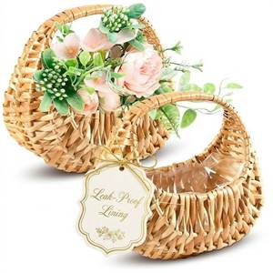 lot 560 image: Flower Girl Basket Set of 2, Rattan, 6.3 x 5.12 x 3.75 - Retail $23