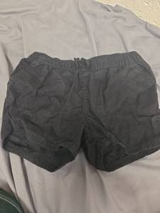 lot 564 image: Haloumoning Girls High Waisted Ruffle Shorts Cute Summer Dress with Pockets Black - Retail $17