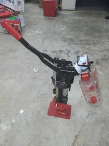 lot 29 image: Reloader for ammo