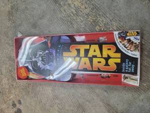 lot 64 image: Star Wars Inside a Galaxy Far Far Away Droid Action Figure Set