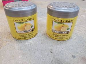lot 88 image: Yankee Candle Meyer Lemon Fragrance Spheres Odor Neutralizing Beads 2 Pack 6 oz