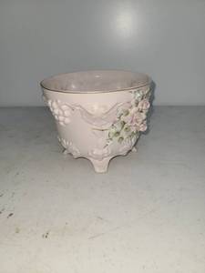 lot 102 image: Porcelain Footed Bowl with Grape and Floral Motif Gold Trim
