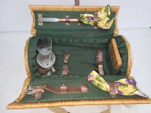 lot 110 image: Wicker Picnic Basket with Utensils and Accessories