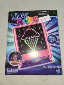 lot 113 image: Lite Brite LED Flot Green Bright Pegs Drawing Toy