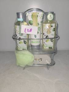 lot 120 image: 6 Piece Bath Set Minted Coconut Lime Body Care Gift Basket