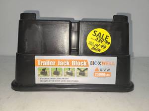lot 139 image: Hoxwell Trailer Jack Block 25000 lbs G.V.W