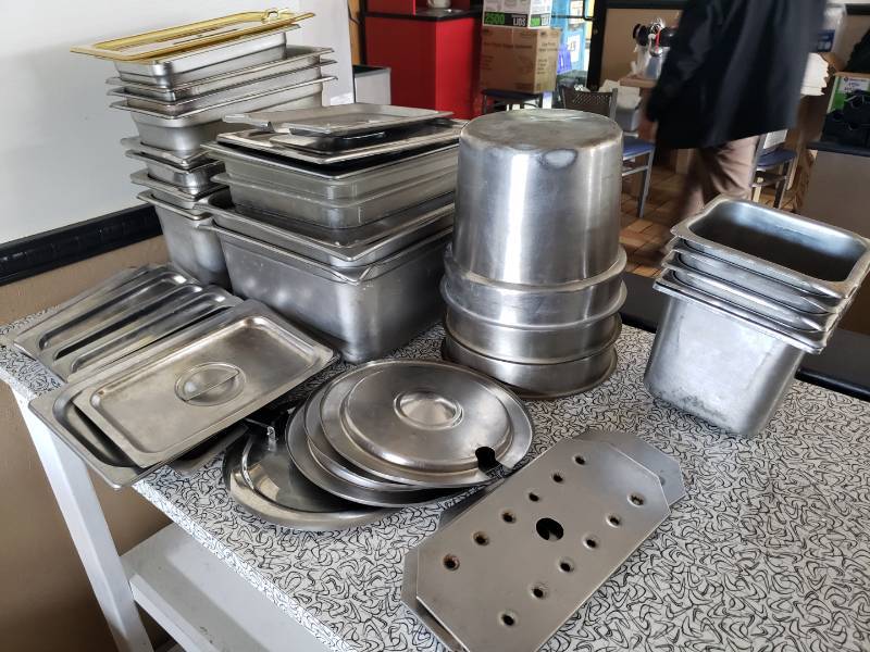 lot 3031 image: Lot of stainless insert pans, lids and more