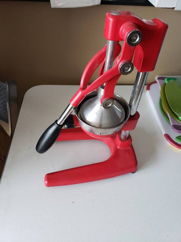 lot 3043 image: Juicing Machine  device Table top model