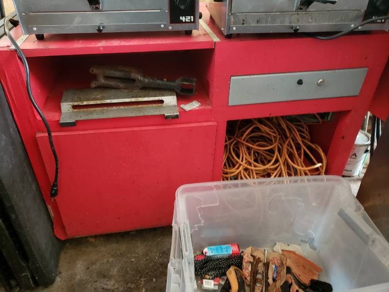 lot 3078 image: Cashier counter with cash drawer