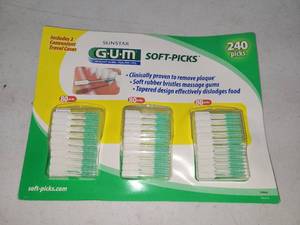 lot 69 image: Sunstar GUM Soft-Picks 240 Count with 3 Travel Cases