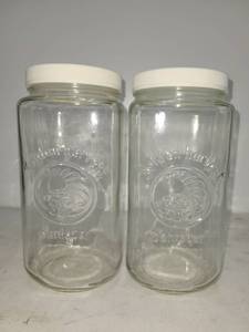 lot 89 image: Kilner Preserve Jar with White Lid 2-Pack