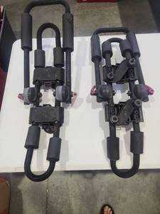 lot 26 image: Swiss Chrono Bike Carrier 2-Bike Roof Mount