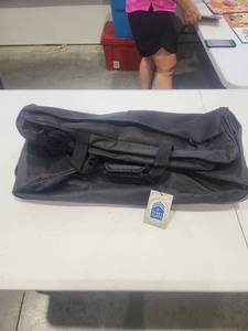 lot 38 image: First Class Travel Organizer Bag Navy Blue