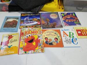 lot 1120 image: Childrens Picture Books Lot 9 Items Dr. Seuss Elmo Educational Reading