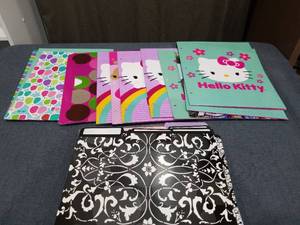 lot 1124 image: LOT OF RANDOM FOLDERS AND FILING FOLDERS