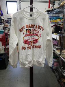 lot 1163 image: Gildan Heavy Blend Sweatshirt Hey Baby Lets Welcome to Fabulous Las Vegas Size Medium