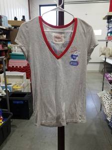 lot 1166 image: PINK by Jones & Mitchell Striped V-Neck Short Sleeve T-Shirt KU Jayhawks Size L