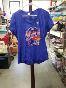 lot 1181 image: Hanes Womens National Champions Kansas Basketball T-Shirt LG