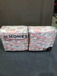 lot 1203 image: Honest Clean Conscious Diapers Size 1 Cuddly Bug 34-Count 8- 14 lbs