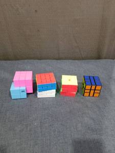 lot 1244 image: Cube Lot 4 Cubes 3x3 Puzzle Assorted Colors
