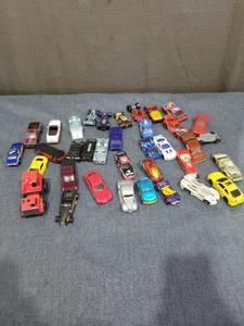 lot 1248 image: Lot of  Die-Cast Toy Cars Mixed Brands and Models