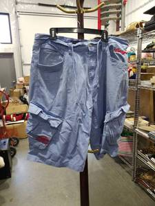 lot 1266 image: Coogi Cargo Shorts Size W38 Light Blue